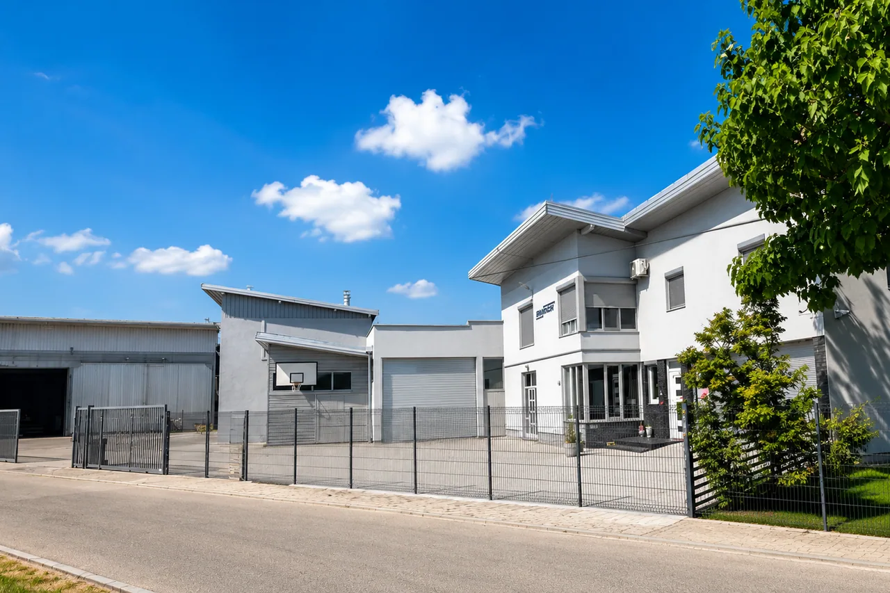 Drvo Dizajn premises, Usora