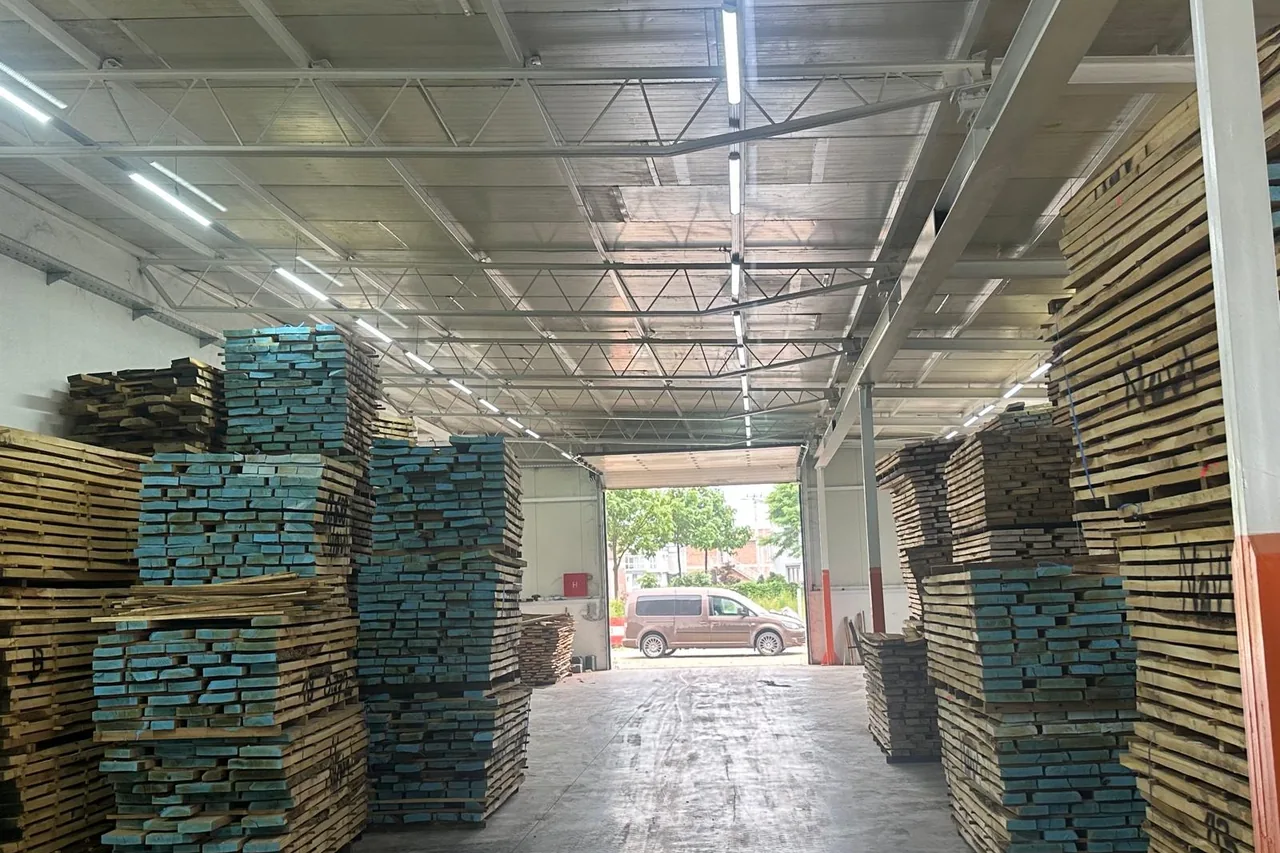Timber store inside the Drvo Dizajn production hall in Usora