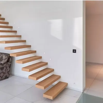 Installed solid oak staircase 11