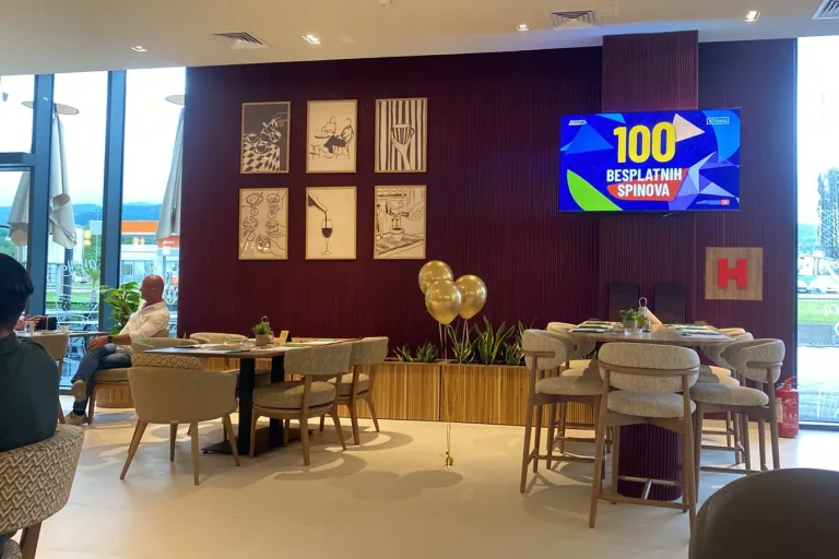 Kort restoran — izvedba elemenata od drveta 01