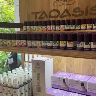 Massivholzregal für TAOASIS 03
